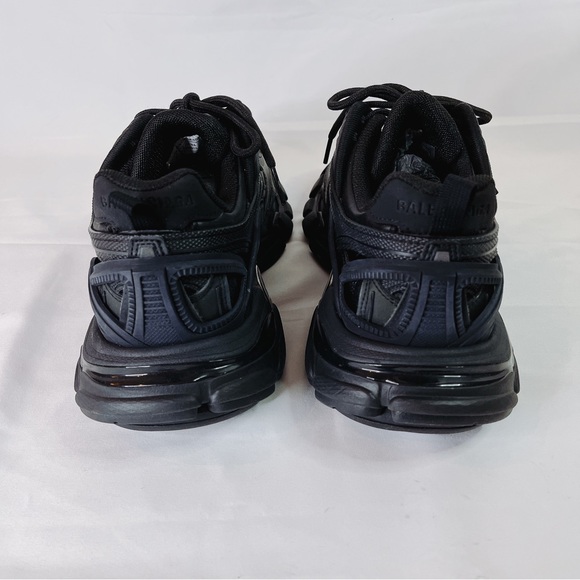 BALENCIAGA track 2 trainer logo dad sneakers - Picture 8 of 12